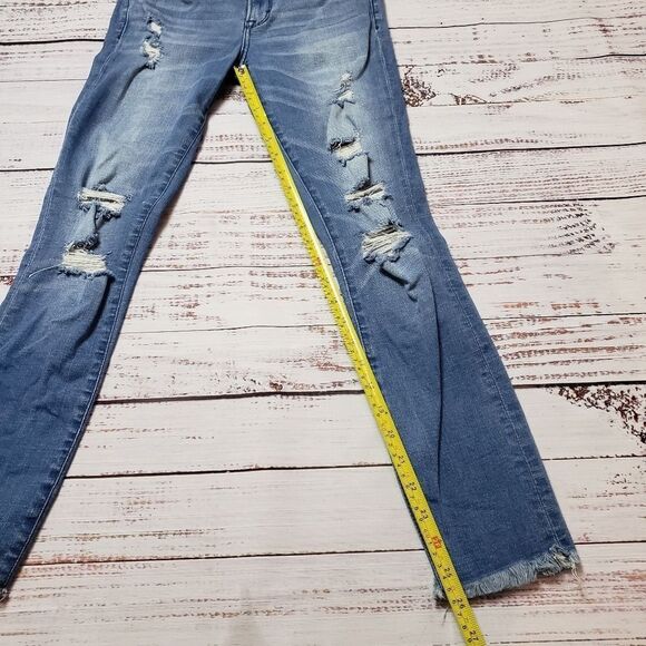 Abercrombie & Fitch Harper Low rise ankle Jeans - Size 26 / 2 distressed - Picture 11 of 11